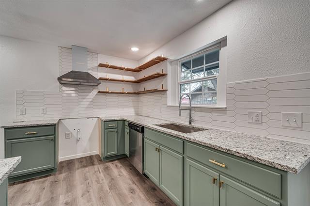 Building Photo - 2110 Aggie Dr