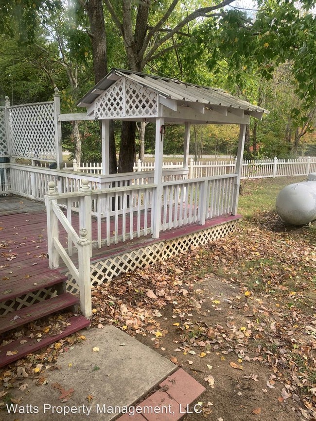 Building Photo - 3 br, 2 bath House - 302 Community Road