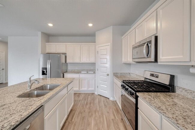 Building Photo - 128 Checkers Cv