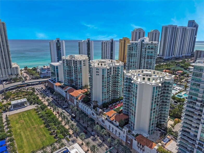 Building Photo - 250 Sunny Isles Blvd