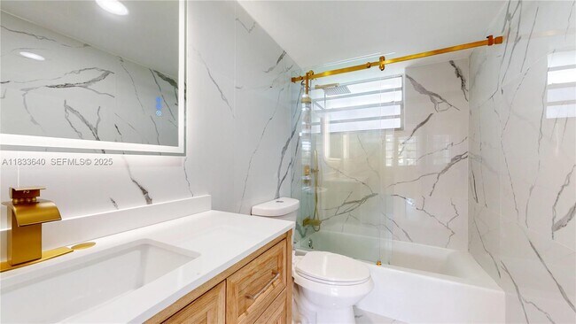 Building Photo - 1333 E Hallandale Beach Blvd