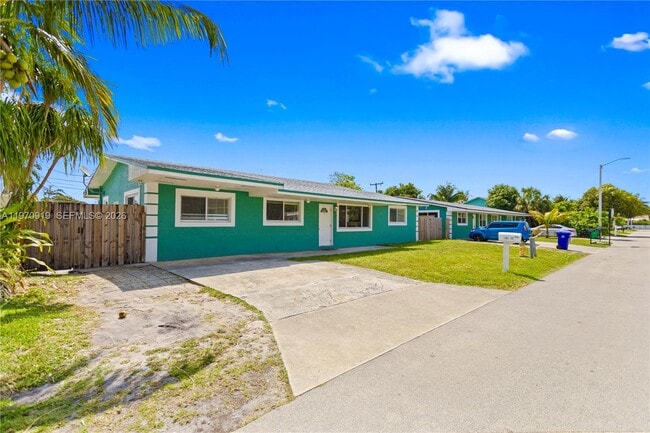 Building Photo - 1831 SW 97th Terrace