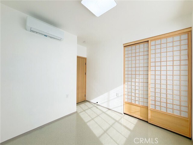Building Photo - 1 Quiet Hills Cir