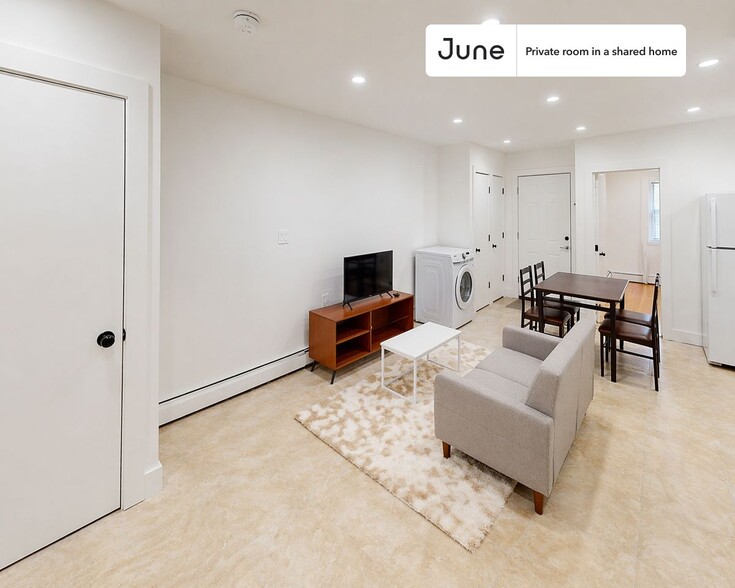 Building Photo - Room in Shared 3 bed/1 bath home in Bedford-Stuyvesant