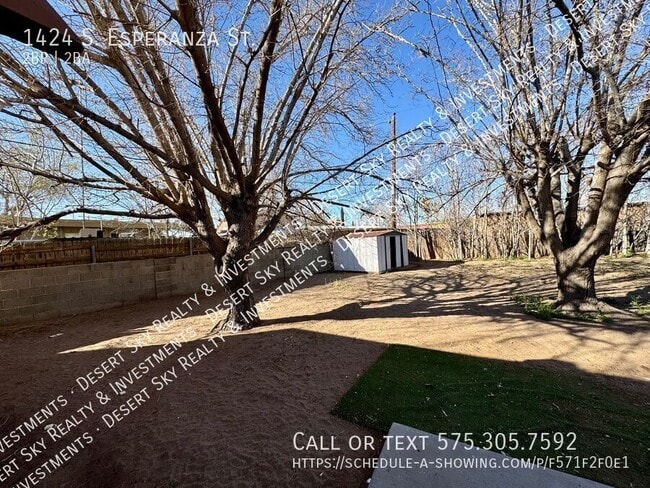Building Photo - 1424 S Esperanza St