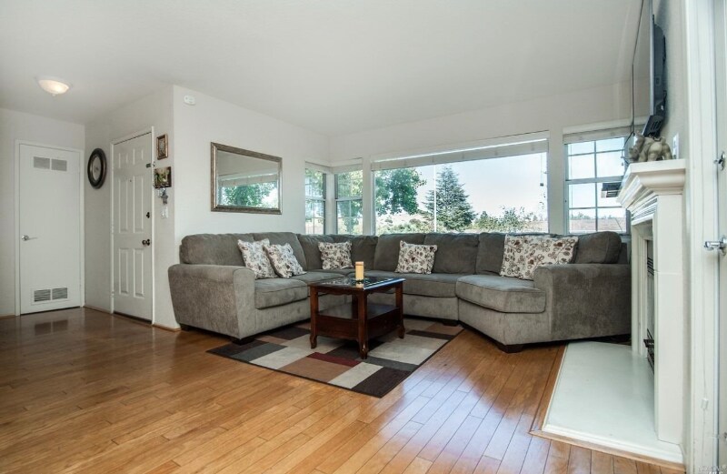 Building Photo - 2915 N Texas St