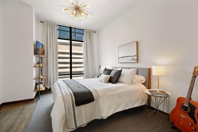 Building Photo - 201 S 11th St