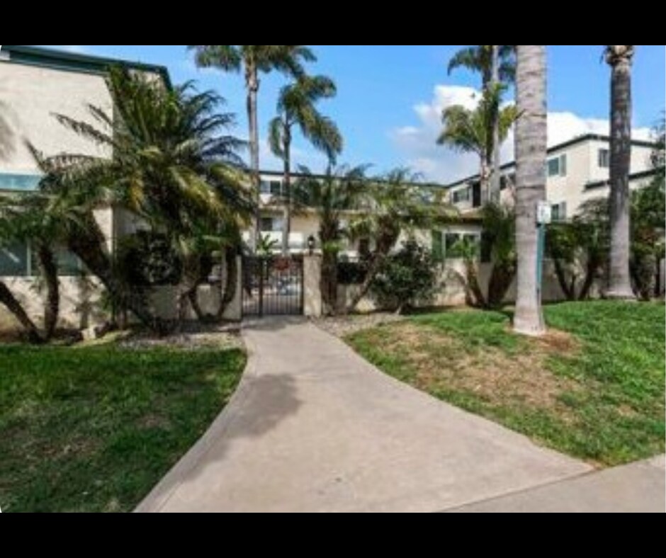 Well-maintained residential community in Imperial Beach. - 940 Calla Ave