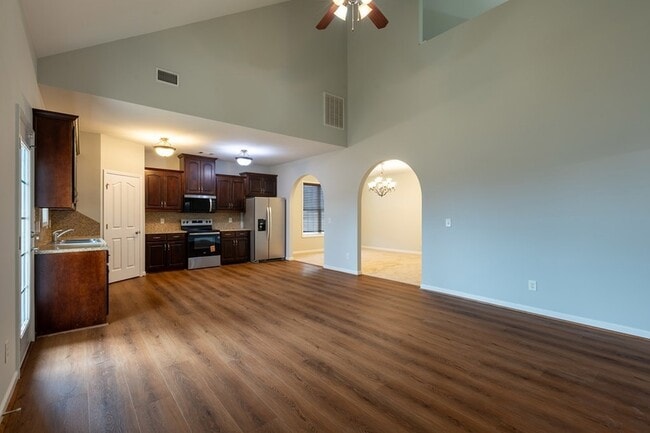 Building Photo - 4525 Village Ct