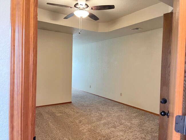 Building Photo - 3320-3322 Ridgecrest Cir