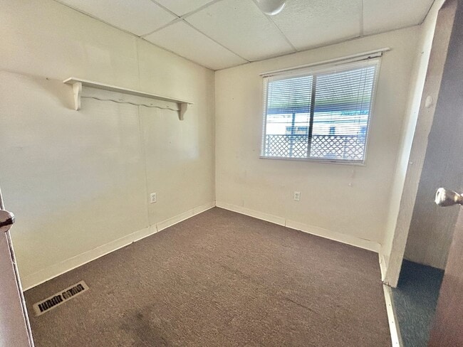 Building Photo - Unfurnished 2 Bedroom Manufactured Home in Barefoot Bay Available Now!