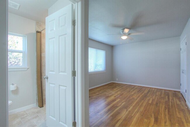Building Photo - 5611 Arboles Dr
