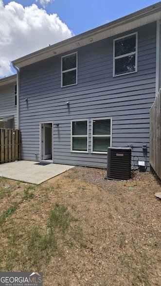 Building Photo - 3426 Abbey Wy