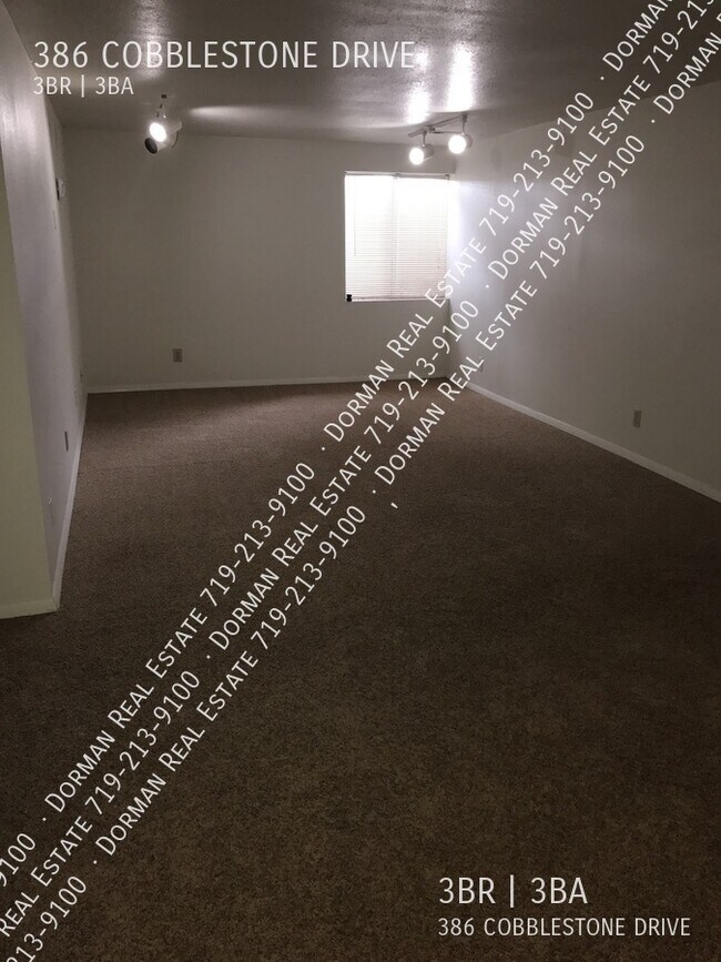 Building Photo - 386 Cobblestone Dr