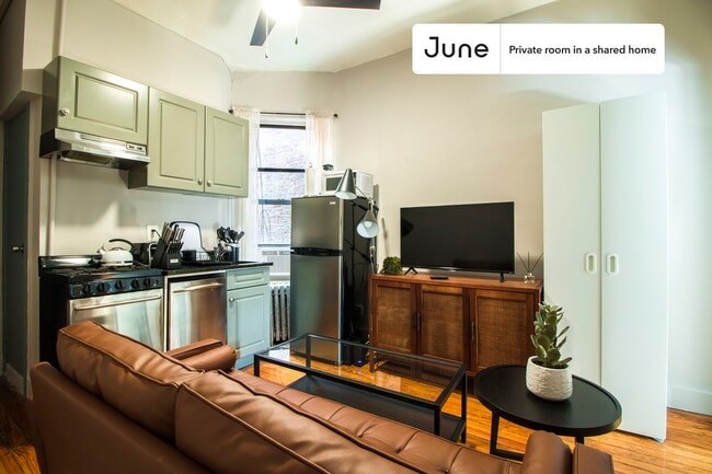 Building Photo - Room in Shared 3 bed/1 bath home in East Village