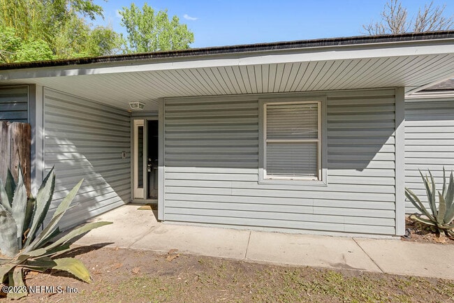 Building Photo - 3811 Autumn Leaf Ct