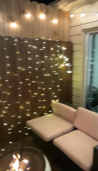 Building Photo - 2805 Northeast Expy