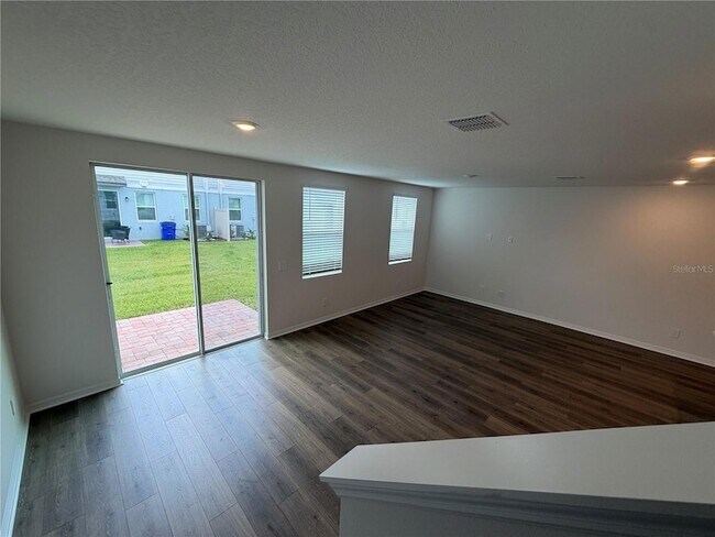 Building Photo - 4543 Range Land Wy