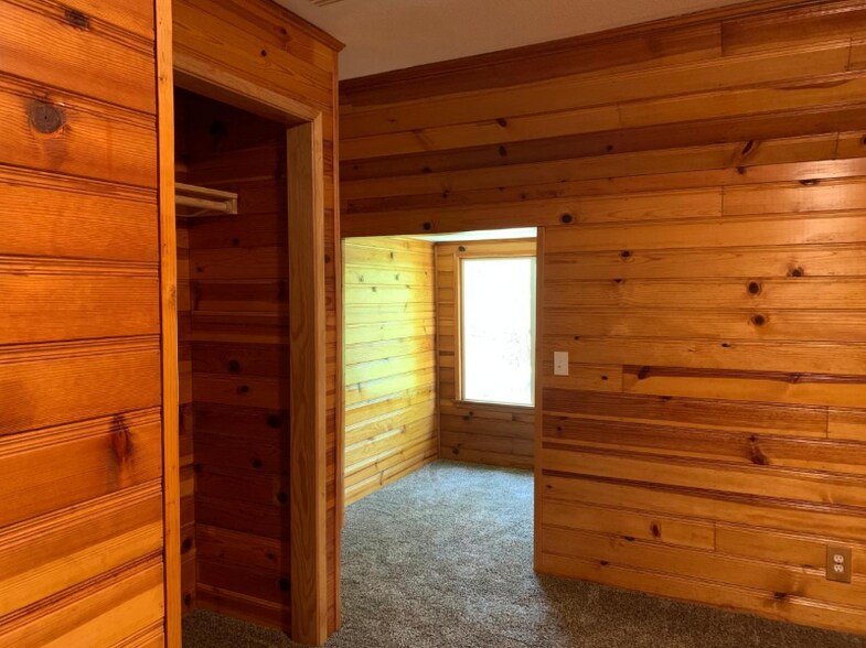 Building Photo - 736 Rocky Loop