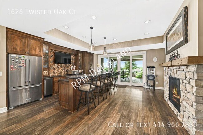 Building Photo - 1626 Twisted Oak Ct