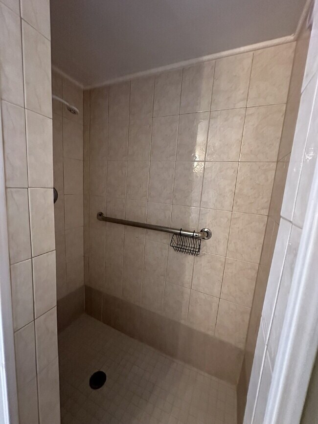 Building Photo - "Charming 3-Bed, 2-Bath in North Port!"