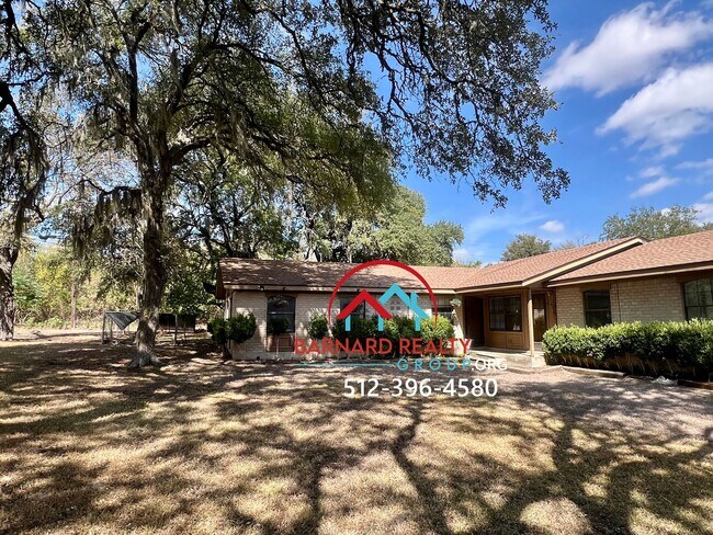 Primary Photo - 110 Whitetail Dr