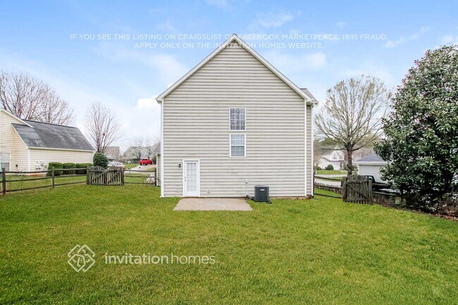 Building Photo - 16034 Farmall Dr