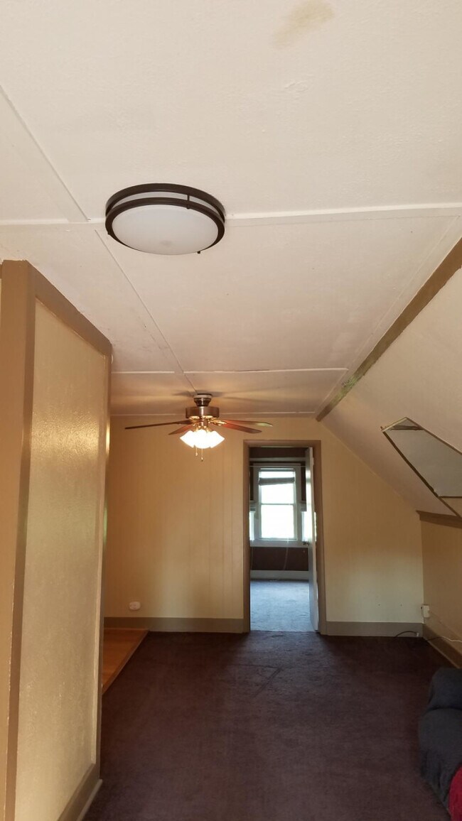 Building Photo - 101 Market Street