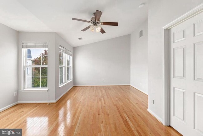 Building Photo - 13700 Barksdale Dr