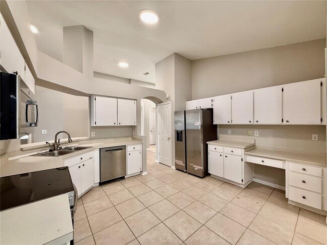 Building Photo - 5403 Lindburg St