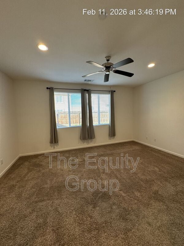 Building Photo - 4418 W Robin Ave