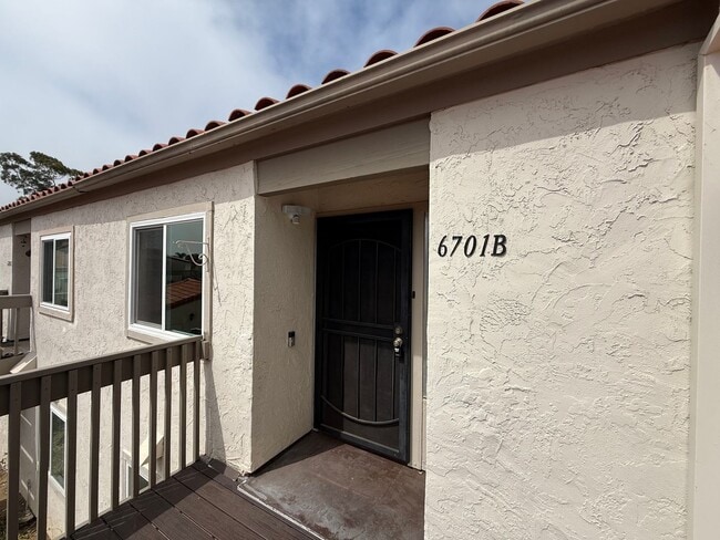 Primary Photo - Stunning 2B/2.5BA Townhome in Carlsbad w/ ...