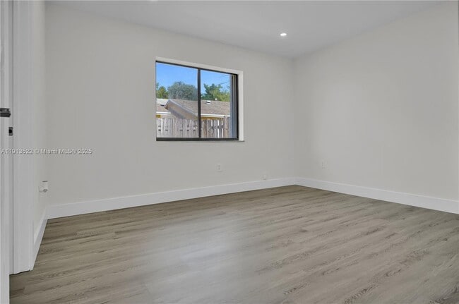 Building Photo - 20127 SW 88th Ct