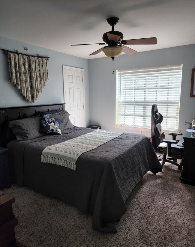 Building Photo - 23699 Bahama Point