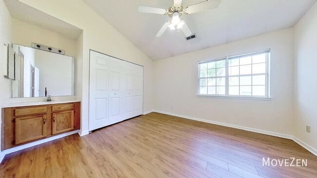 Building Photo - 3017 Summercroft Ln