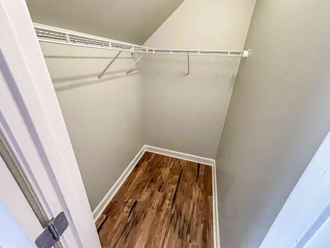 Building Photo - Kennesaw 4BR/3.5BA, Over 3700', 3-Car Garage