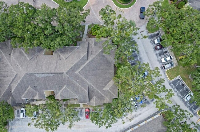 Building Photo - 2528 Robert Trent Jones Dr