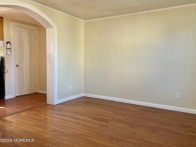 Building Photo - 246 7th Ave