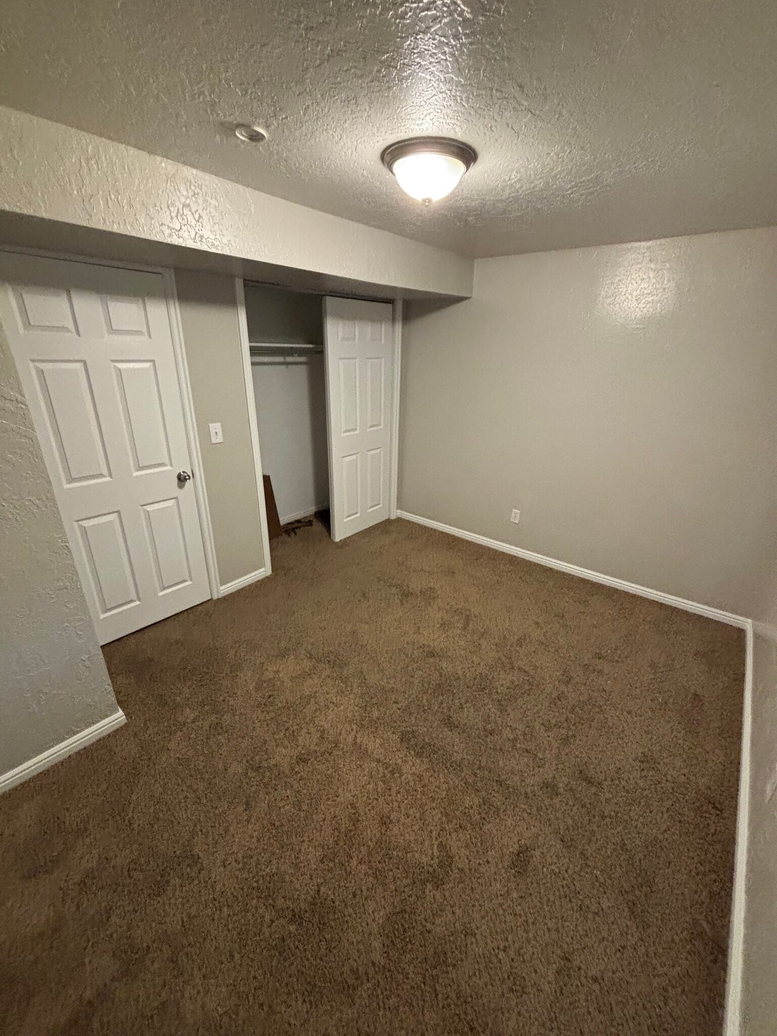 Building Photo - 5936 S 2550 W