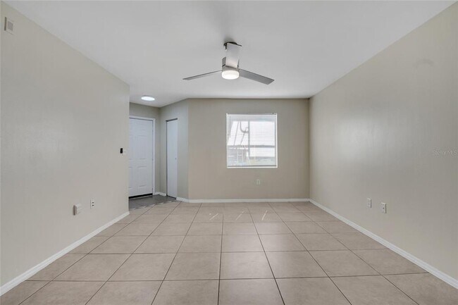 Building Photo - 3028 Parkway Blvd