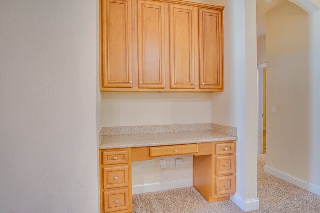 Building Photo - Hickory Hill Rental with Granite Counters,...