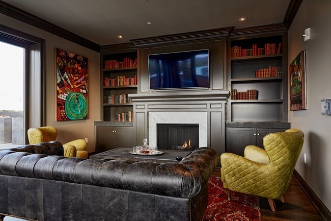 Building Photo - Brunner Building