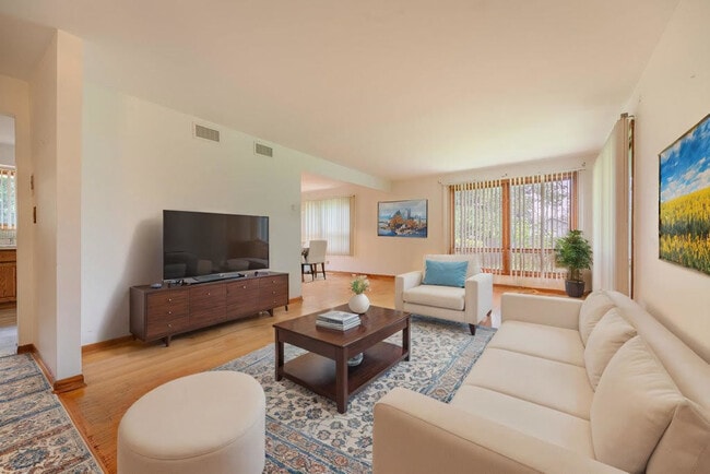 Building Photo - 14322 McCarthy Rd