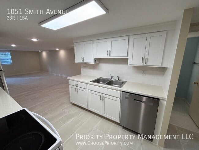 Building Photo - 1051 Smith Ave