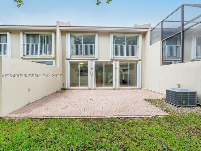 Building Photo - 5243 NW 102nd Ct