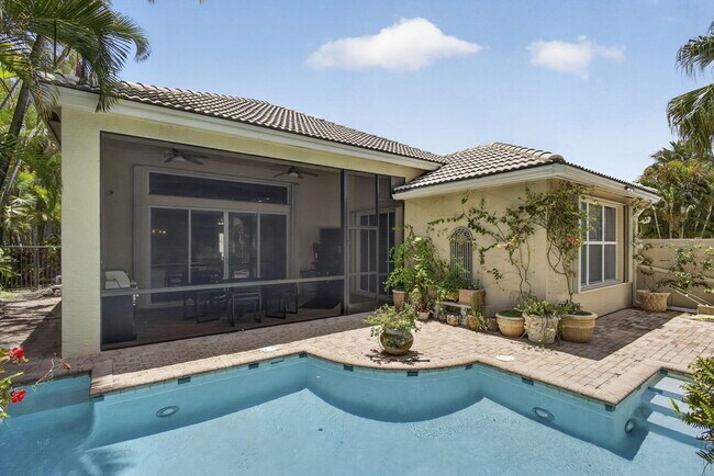 Building Photo - 10880 Northgreen Dr