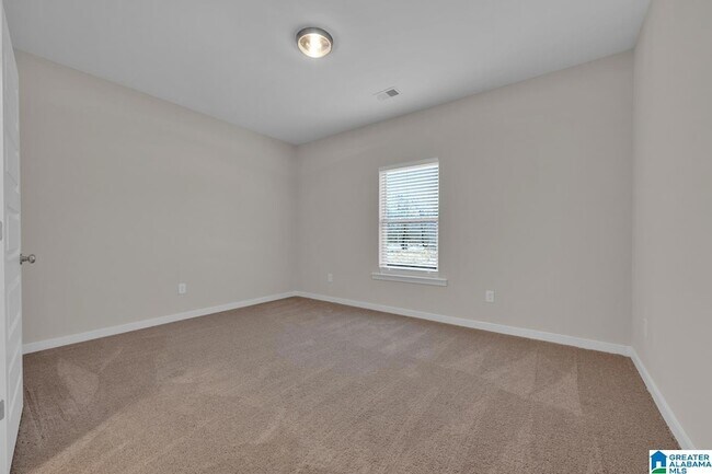 Building Photo - 615 Troubadour Ln