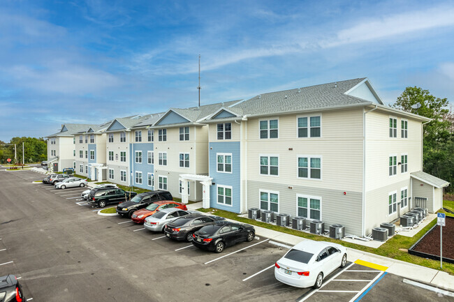 Brisas Del Sur Apartments - 3870 Calle de Jardin Fort Myers FL 33905 ...