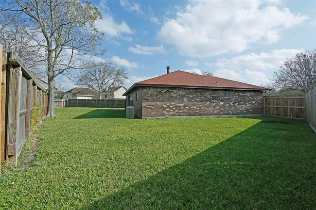 Building Photo - 1418 Crawley Ct
