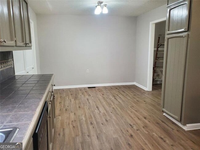 Building Photo - 160 Tyus Carrollton Rd